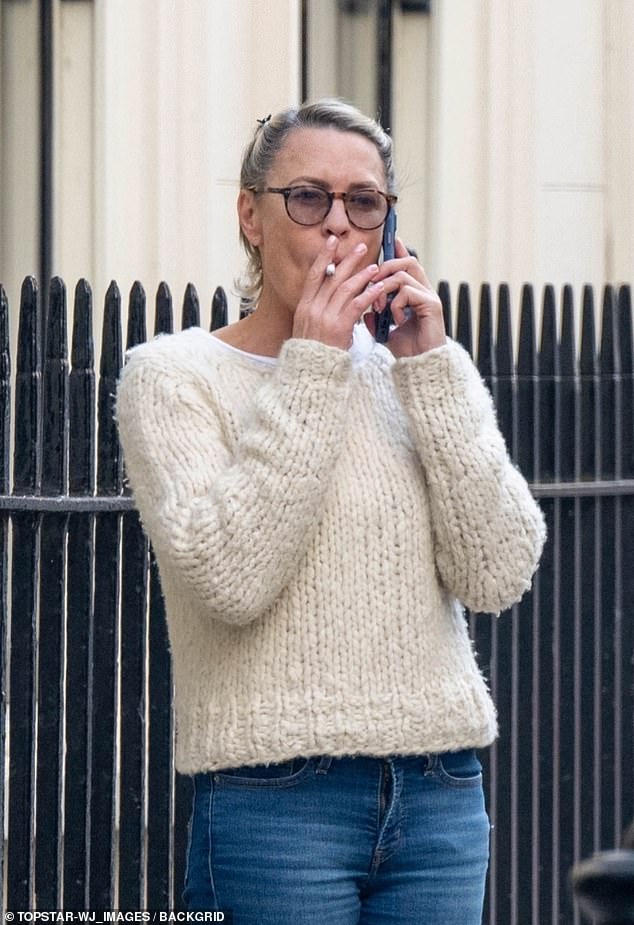 The 58-year-old Golden Globe winner looked almost unrecognizable as she strolled down the street and smoked a cigarette in the heart of the British capital, where she both directs and stars in The Girlfriend.