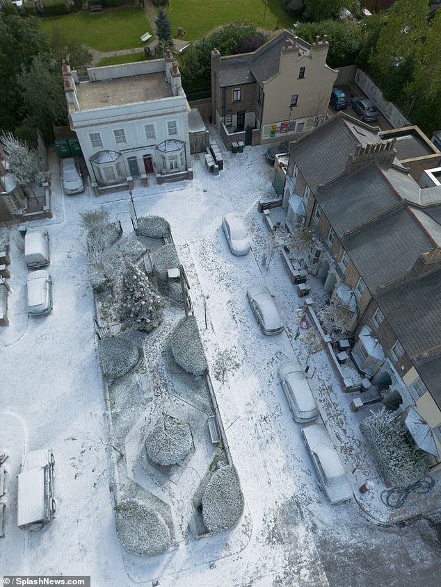 Meanwhile, the cars on the Albert Square set were also covered from top to bottom in snow