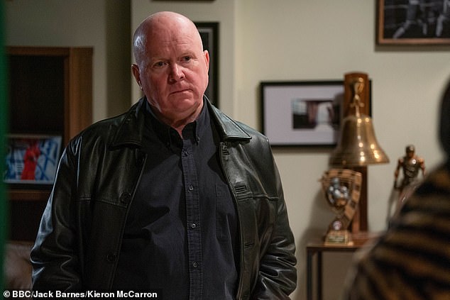 Viewers believe there are a number of obvious storylines unfolding and all kinds of chaos could ensue on Christmas Day. One theory is that this could be the end for soap legend Phil Mitchell