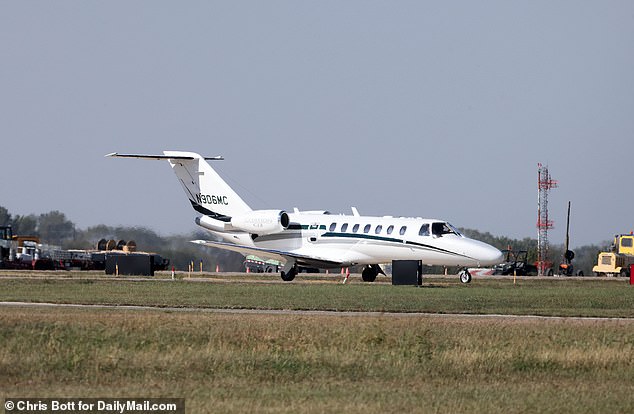 The recently retired former Eagles center landed after flying in on his private jet