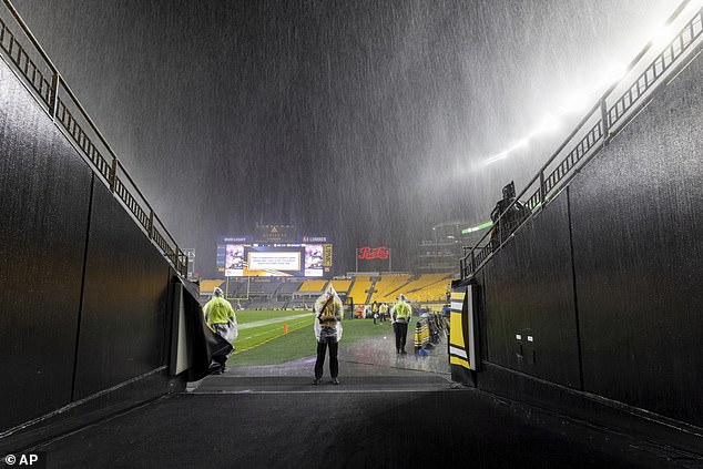 At the time of the delay, heavy rain was falling in Pittsburgh, disrupting the start time