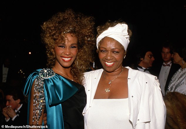 Cissy died Monday at her home in New Jersey while receiving hospice care for Alzheimer's disease, her family said. (photo: Whitney and Cissy in January 1986)