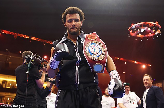 In the heavyweight division, 19-year-old Itauma (10-0, 8 KOs) is ready for his toughest test yet against Australian Demsey McKean (22-1, 14 KOs)