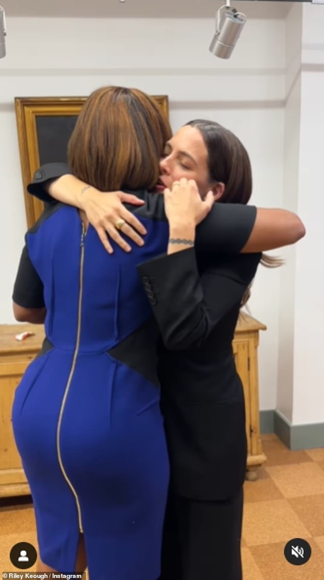 After the performance, the mother of two shared a behind-the-scenes video of her getting ready for her conversation with King.