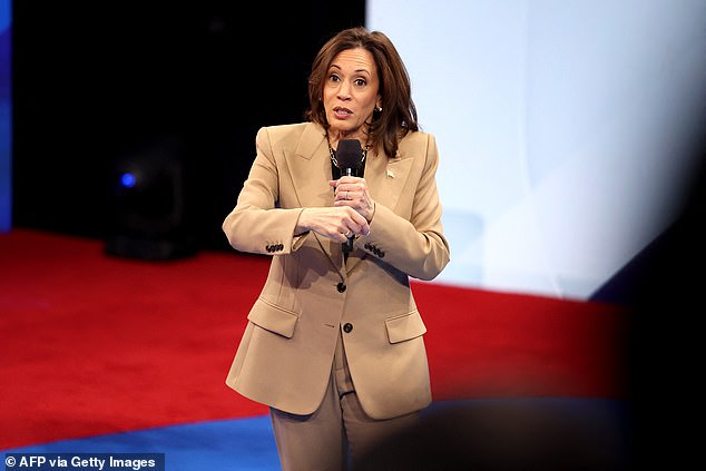 Harris was asked about her differences with Biden in ensuring the security of the border. She pointed out that she has a unique background as a former attorney general of California and praised that record before bringing up the failed bipartisan border deal.