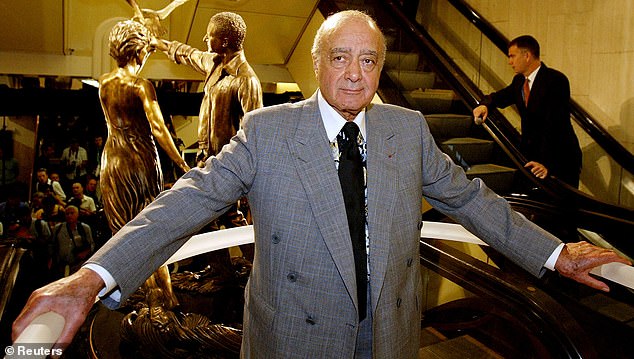 Al Fayed in 2005 at the unveiling of a memorial to his son Dodi and Diana, Princess of Wales