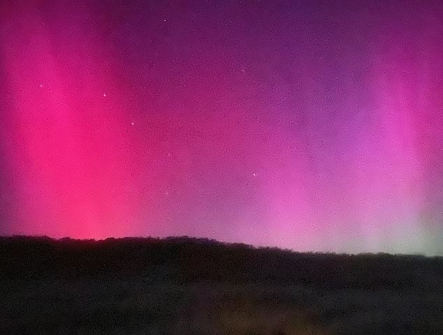 People in Salida, Colorado witnessed the pink and purple skies after the solar storm