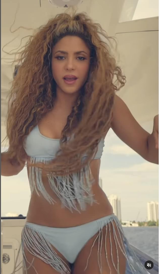 Soltera follows Shakira's latest album, Las Mujeres Ya No Lloran, which hit No. 1 on the Top Latin Albums and Latin Pop Albums charts, making her the first woman to secure No. 1 albums in four different decades.