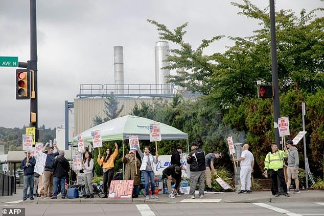 Boeing was hopefully voted on having a strike after it had reached a provisional agreement that included a general wage increase of 25 percent over a period of four years