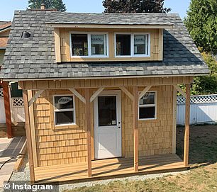 A guesthouse/barn made by Lefebvre