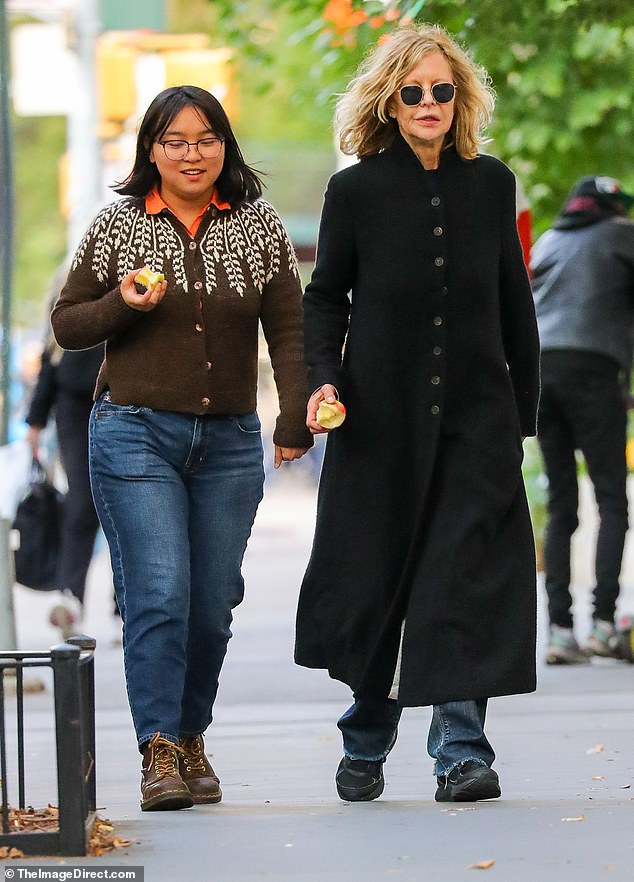 The actress was accompanied by her daughter Daisy, aged about 20, who walked with her mother, wearing a brown and cream jumper over an apricot shirt, skinny jeans and brown lace-up ankle boots.