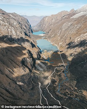 The winding roads in Cordillera Blanca