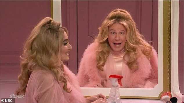 1728856147 820 Ariana Grande imitates comedy icon Jennifer Coolidge in hilarious SNL