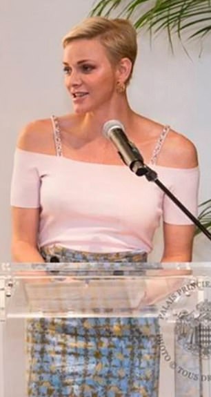 Across the Atlantic, Princess Charlene of Monaco had already showcased this design in October 2016, shortly after its catwalk debut