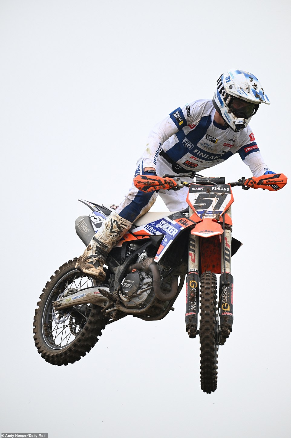 1728907040 659 PHOTO SPOTLIGHT Fans descend on a rainy Matterley Basin Circuit