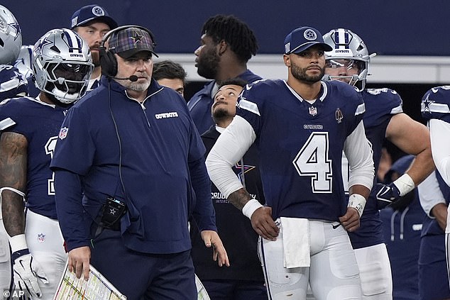 Dallas Cowboys head coach Mike McCarthy, left, and quarterback Dak Prescott