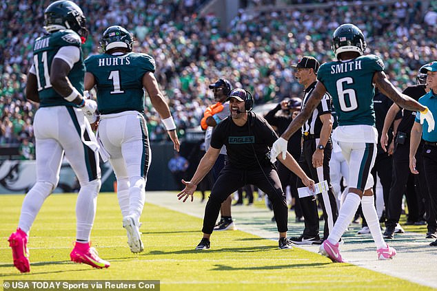 The Eagles defeated the Browns 20-16 thanks to DeVonta Smith's late touchdown