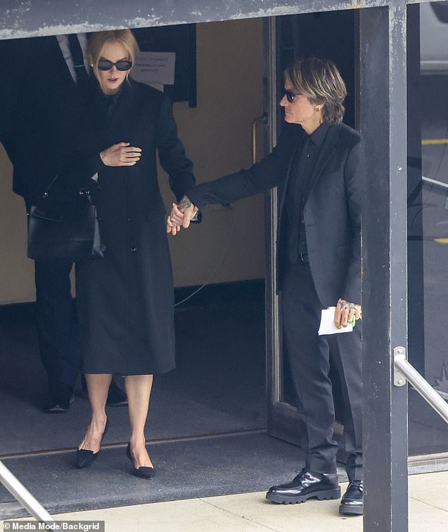 She said her final goodbyes to her mother Janelle during a quiet service at St Francis Xavier Church in Lavender Bay on Sydney's North Shore.