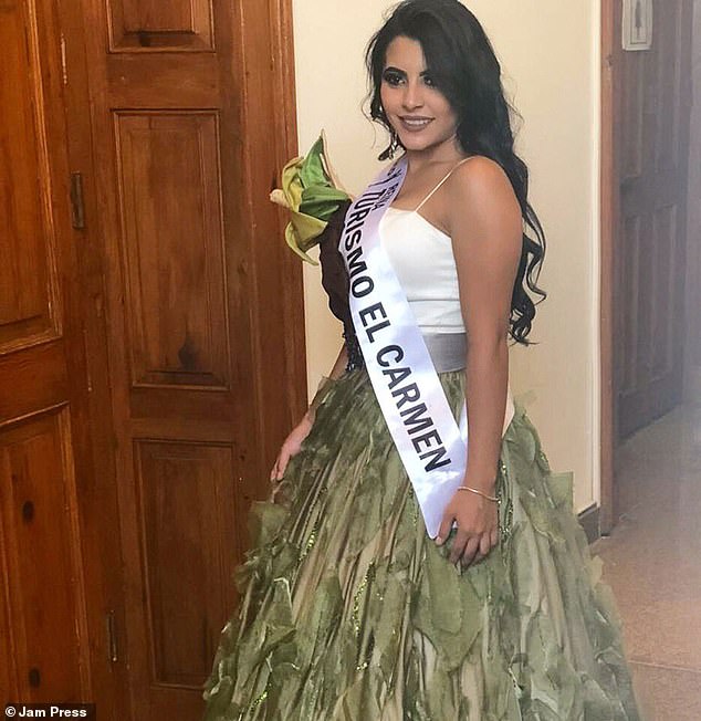 Former Mexican beauty queen Samanta Villarreal died in a car accident on Sunday. Her sister and a friend survived