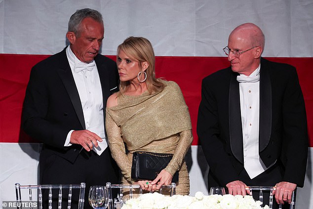 Hines and RFK Jr had coffee together last week, despite reports that the two have barely spoken in the past two weeks since allegations surfaced about his alleged affair with Nuzzi