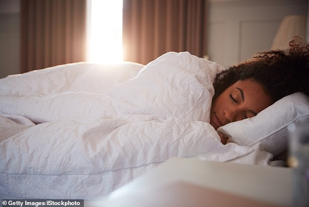 Men and women over 65 who sleep in on Saturdays or Sundays are less likely to develop the incurable condition