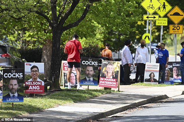 Early indications showed the Liberals were doing well in the polls, but by 9:30 p.m. it was all over