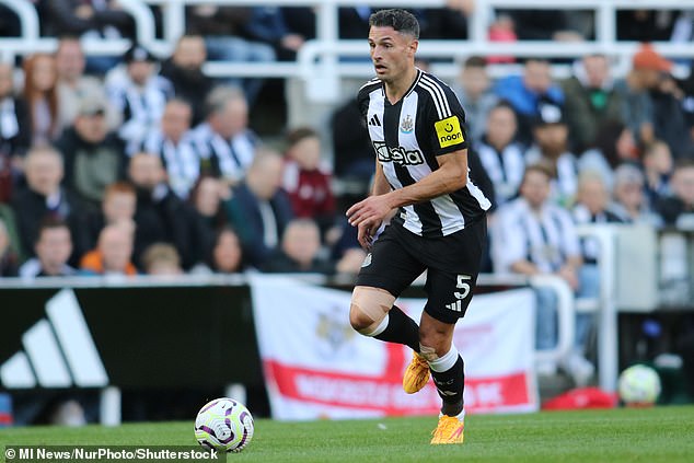 The 33-year-old collided with Newcastle defender Fabian Schar before falling to the ground in pain