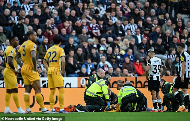 The Seagull forward required oxygen and was treated by medical staff on the pitch for several minutes after the meeting