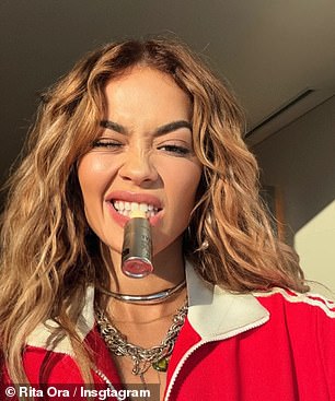 Rita looked sensational in a slew of stunning selfies