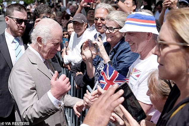 The royal couple, who had a bad day yesterday after their grueling flight, were greeted with loud cheers by the hundreds of people who gathered as they arrived at St Thomas' Anglican Church in North Sydney on Sunday morning.