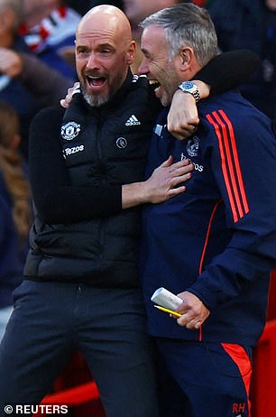 Erik ten Hag celebrates as Hojlund scores United's winner