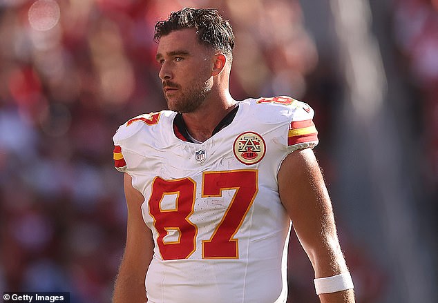 Travis Kelce struggled again as the Kansas City Chiefs cruised past the San Francisco 49ers