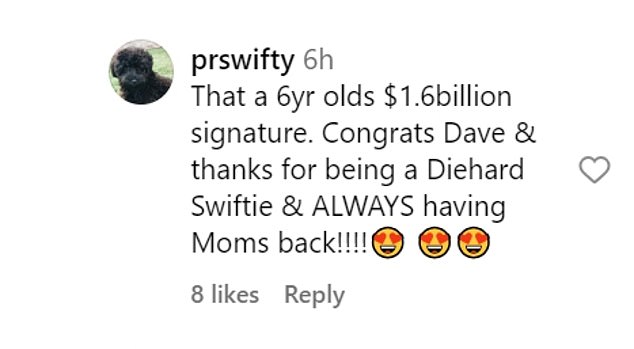 After a few fans were critical of Swift's handwriting, one chimed in about her enormous net worth