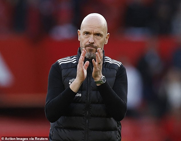 Ten Hag hopes that his United team will secure the first European victory of the season against Mourinho's team