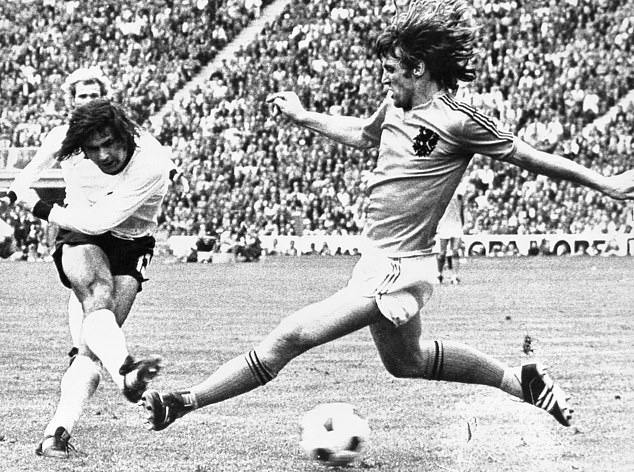 McCoist modeled his game after legendary German striker Gerd Müller