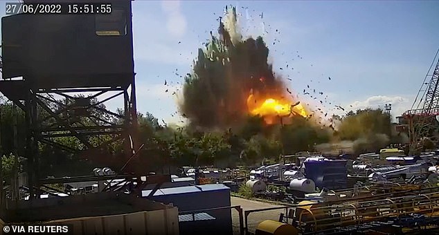 This is the moment a Russian missile struck the Ukrainian shopping center in Kremenchuk