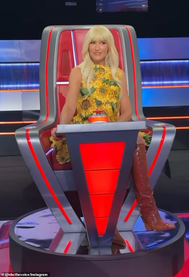 The singer returned to the show as a coach during the Battles round on Monday, but it was her hairstyle that stole the show