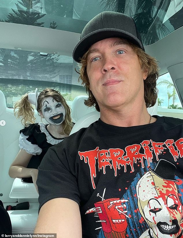 The teen, who turned 18 last month, joined dad Larry Birkhead, 51, at Galaxy Con Miami, where she met the cast of the hit film and dressed up as Terrifier 2 character, The Little Pale Girl