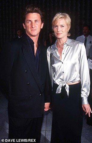 Second attempt: He tried to marry Robin Wright again. The two were together from 1996 to 2010 (photo 1996)