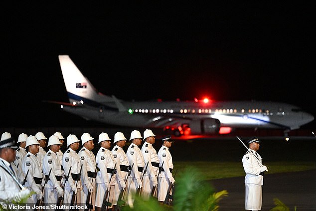 1729666779 52 King Charles and Queen Camilla touch down in Samoa Monarch