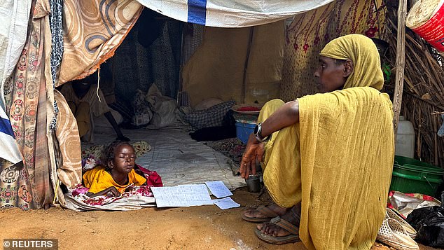 The UN estimates that 20,000 people have been killed and thousands injured since the conflict began. The war has also displaced more than 10 million people, including 2.4 million who fled to neighboring countries and other countries. A displaced Sudanese woman rests in a shelter in the Zamzam camp in North Darfur