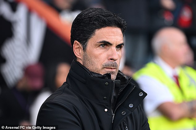 The expert felt that a seven-point deficit would be too much for Mikel Arteta's team to make up for