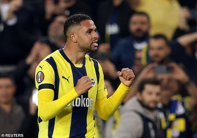 Youssef En-Nesyri earned Fenerbahce a point with a second-half header in the Europa League