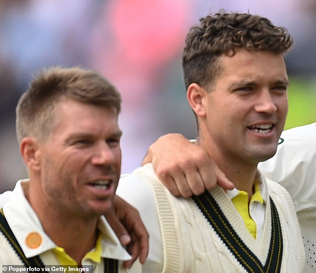 Australian wicketkeeper Alex Carey (right) said he was 'chuckled' by his former teammate Warner's offer to the Test side