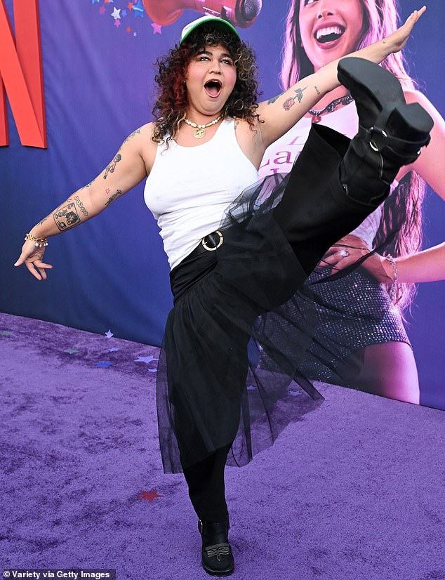 Remi Wolf, who competed on American Idol as a high school student ten years ago, demonstrated her showmanship at the premiere with a high kick