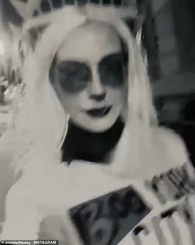 1729922469 982 Anne Hathaway looks unrecognizable with blonde wig and spooky makeup