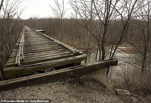 Cicero could not rule out that the defense questioned whether several people had held Abby when she was killed, or whether they had washed her hands after she was killed near the abandoned Monon High Bridge.