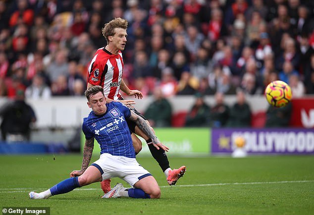 Ipswich had taken the lead within 28 minutes through Sammie Szmodics' finish