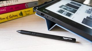 The original Kobo Stylus next to the Elipsa