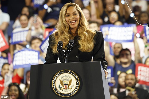 In both Rose and Beyonce's speeches, the couple brought up the topic of motherhood as they addressed the crowd at each event; Beyoncé seen in Texas on Friday